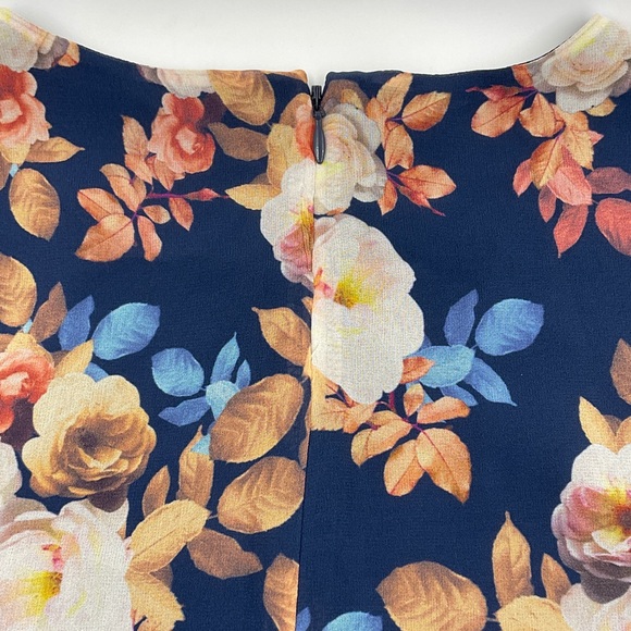 J. Crew NWOT 100% Silk Antique Floral Print Blue Short Sleeve Sheath Dress 4 - Picture 11 of 16